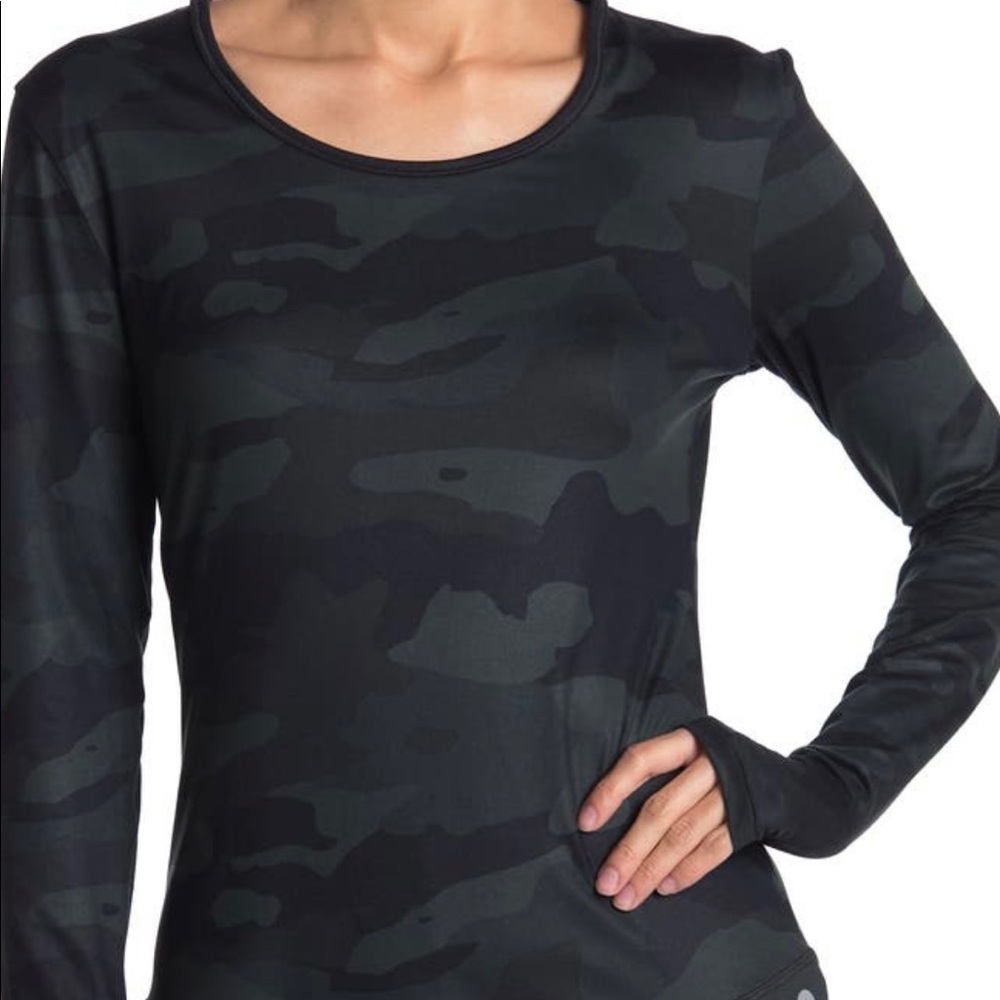 X by Gottex long sleeve open back shirt
